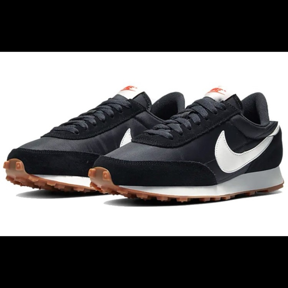 Nike Women’s Daybreak (Black)